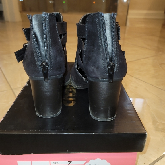 Charlotte Russe Booties - Picture 4 of 5